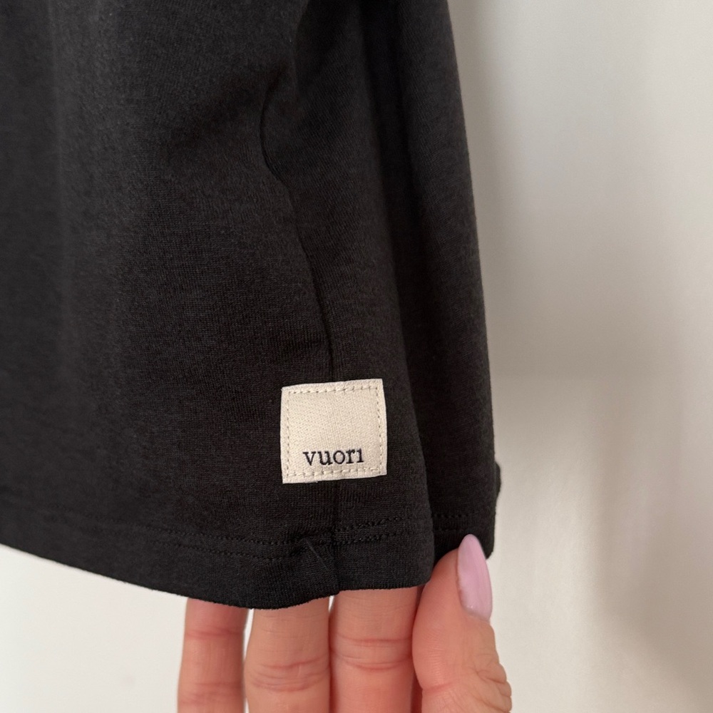Vuori Charcoal Tank top